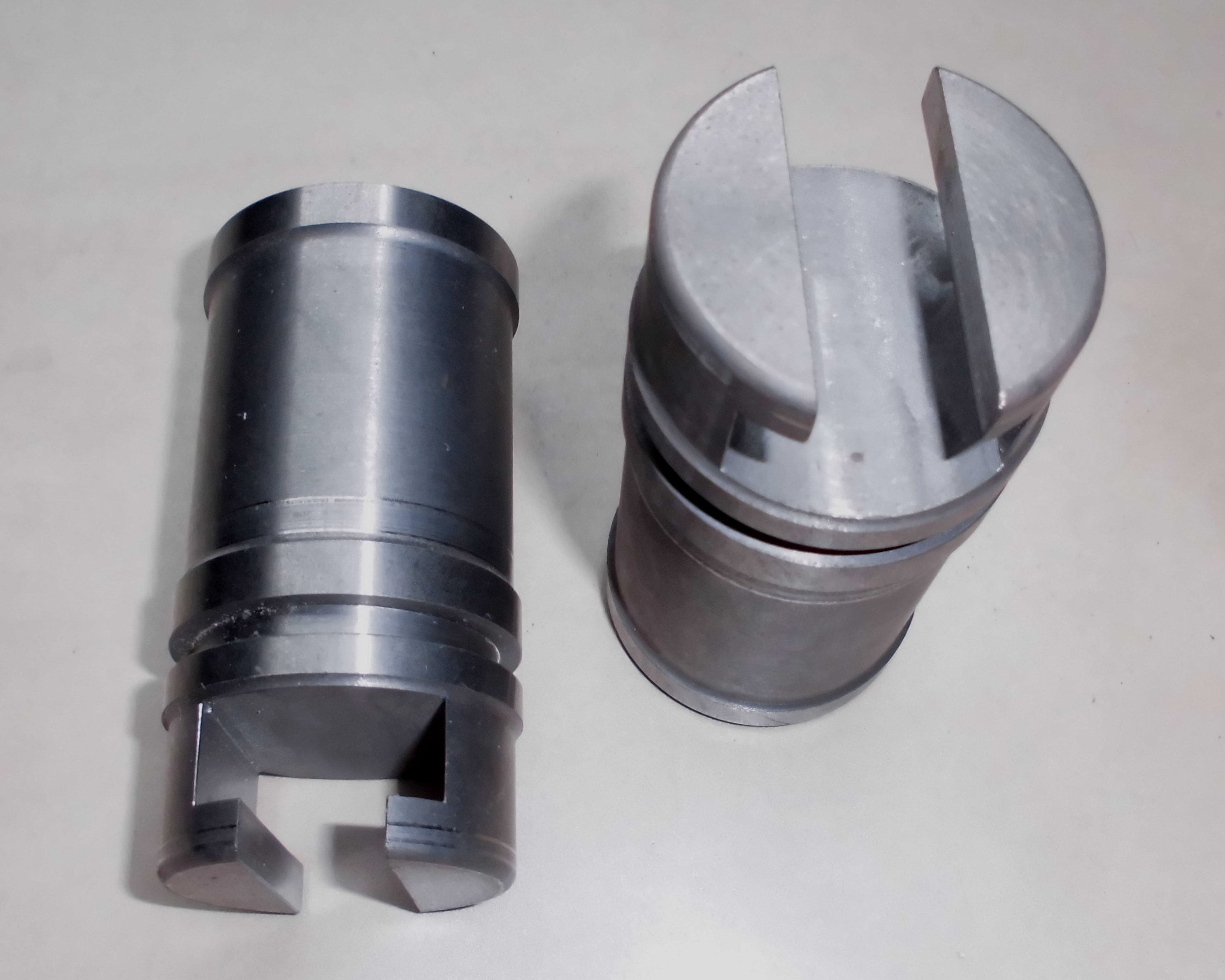 KOLBEN FÜR P140/2 -T4