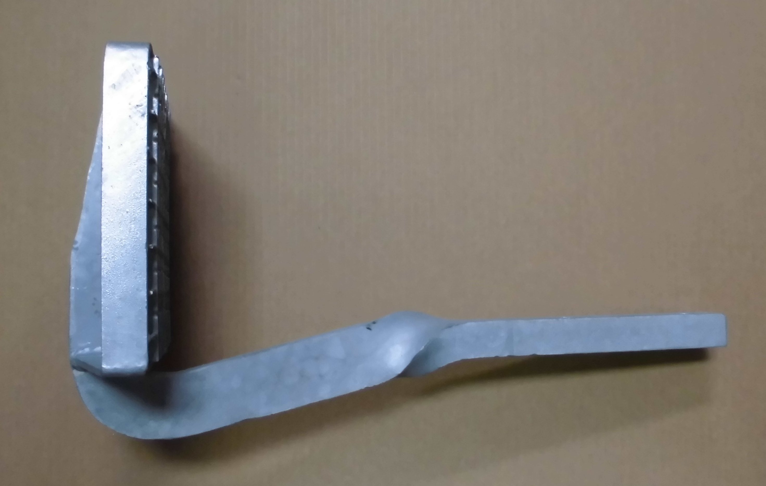 ENDTRITT MIT ROST 270 MM - VERZINKT