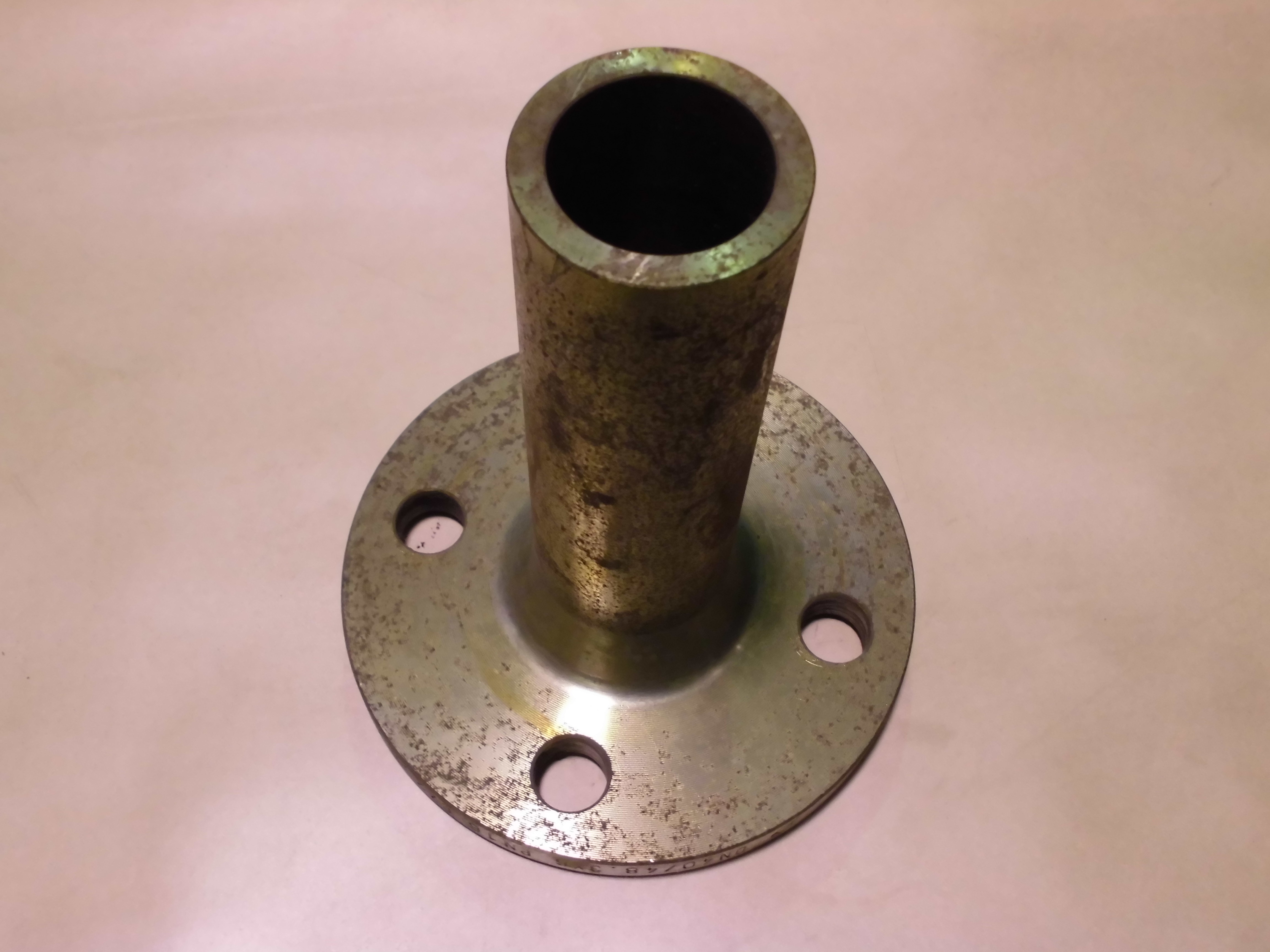 FLANSCH MIT STUTZEN  DN  40-C22.8