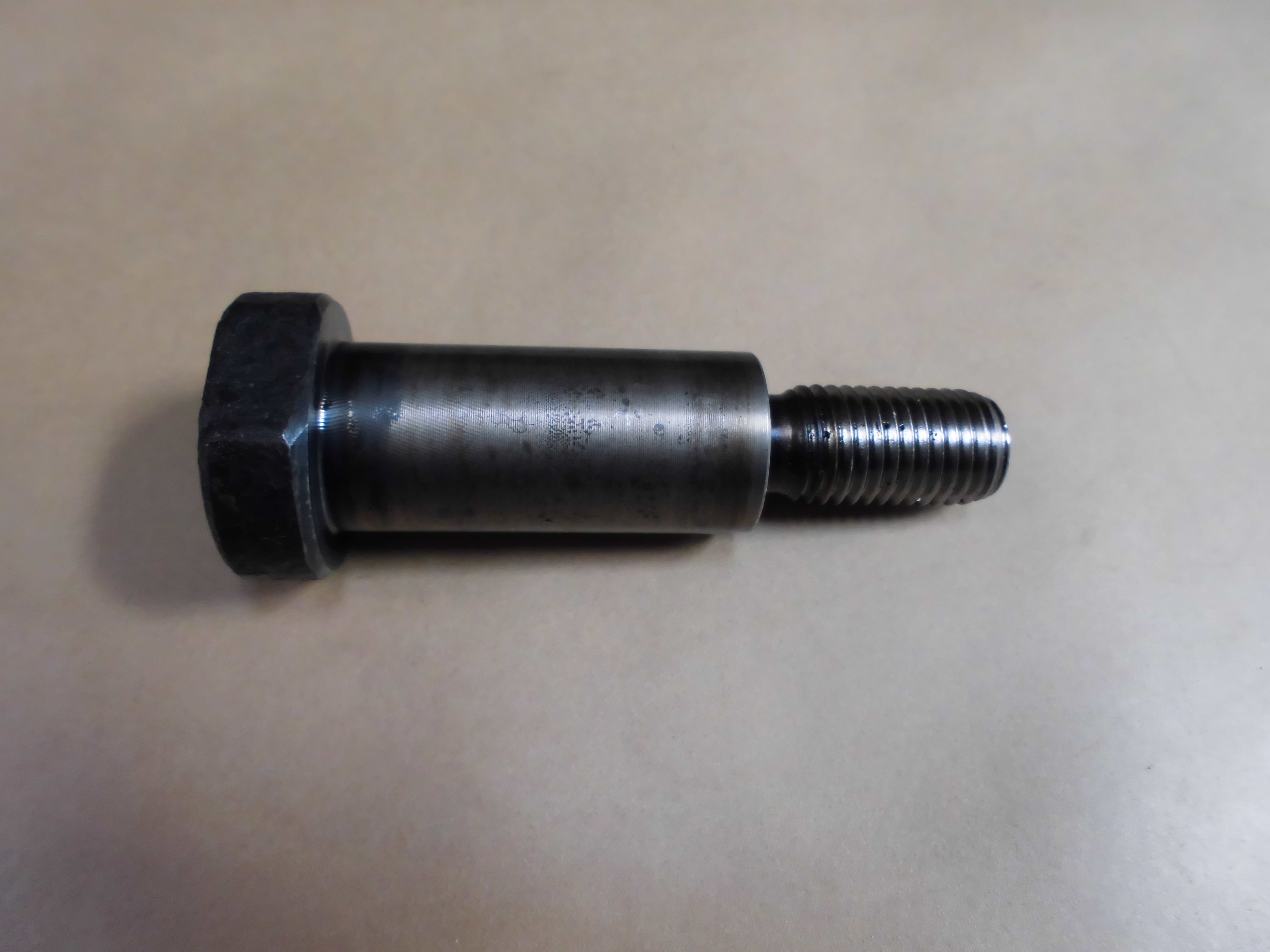 BR.BOLZEN  24 M16X 52X 85