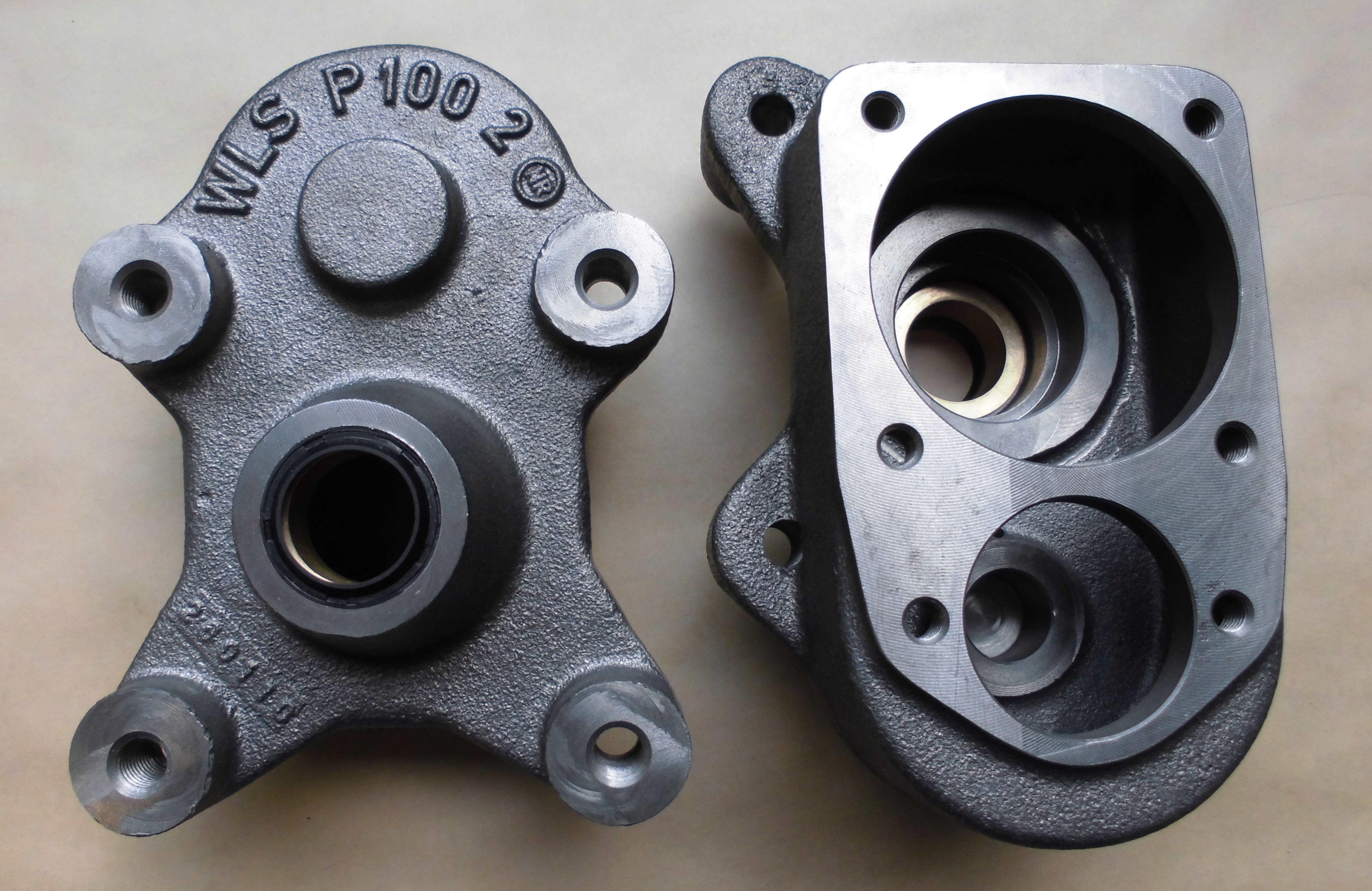 GETRIEBEGEHÄUSE FÜR PUMPE P180