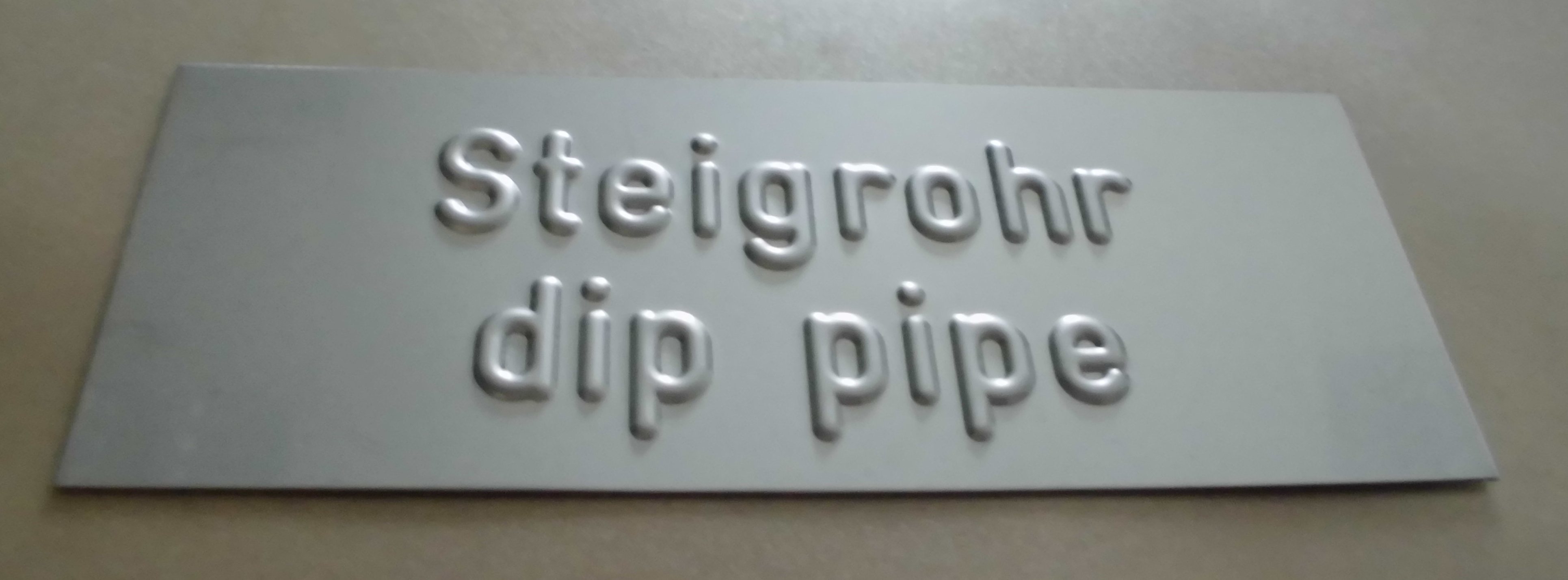 SCHILD V2A - KENNZEICHNUNG STEIGROHR