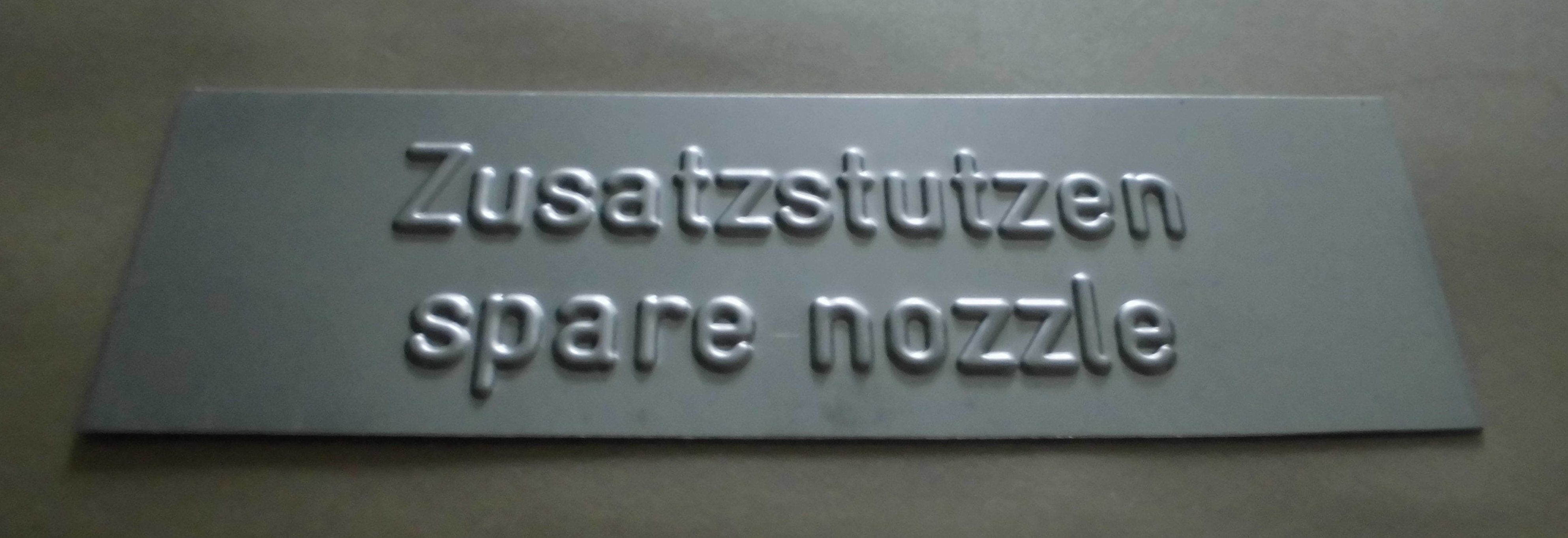 METALL-SCHILD 2-SPRACHIG ZUR STUTZENKENNZEICNUNG