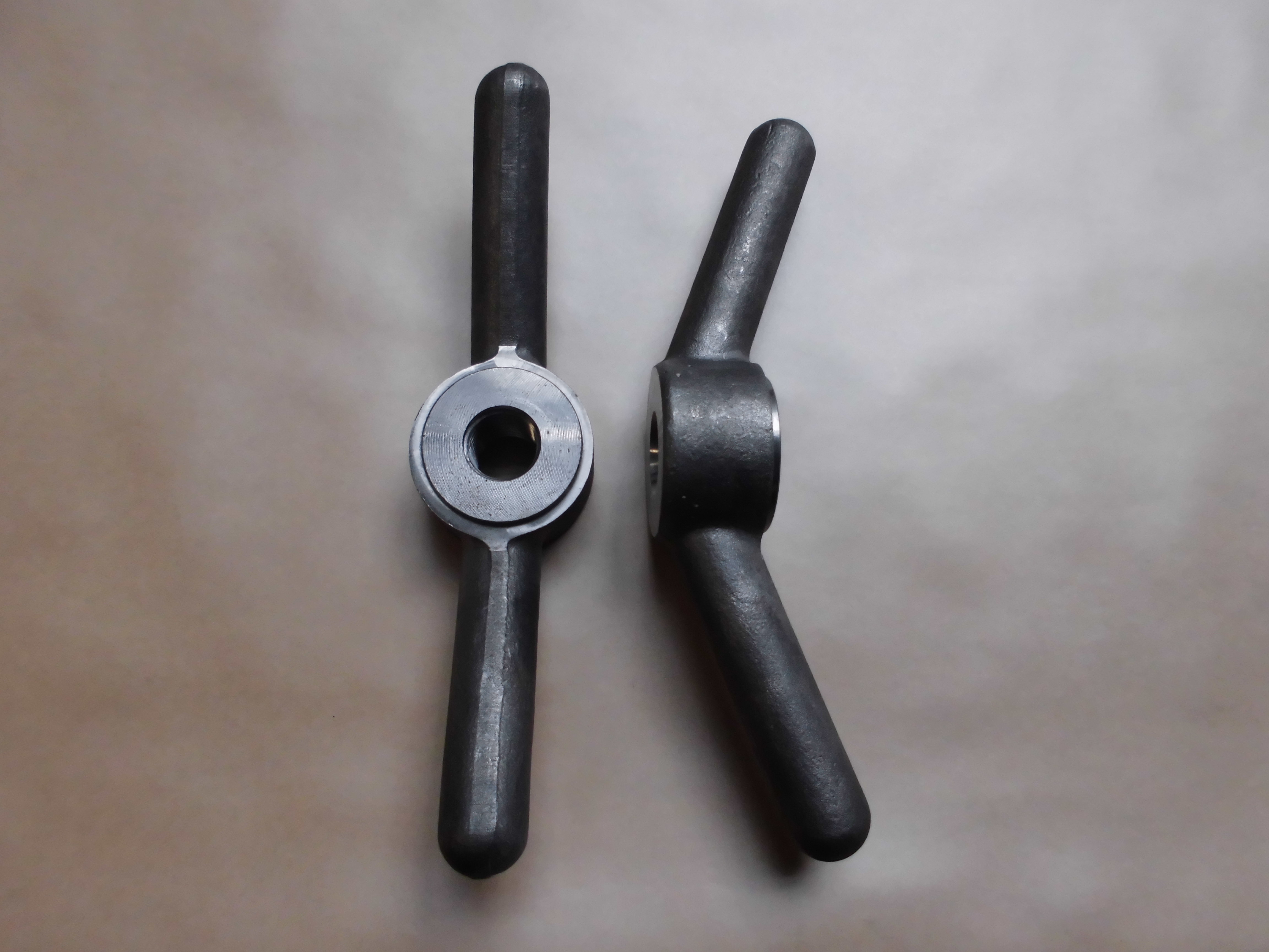 KNEBELMUTTER  M24-1.0501