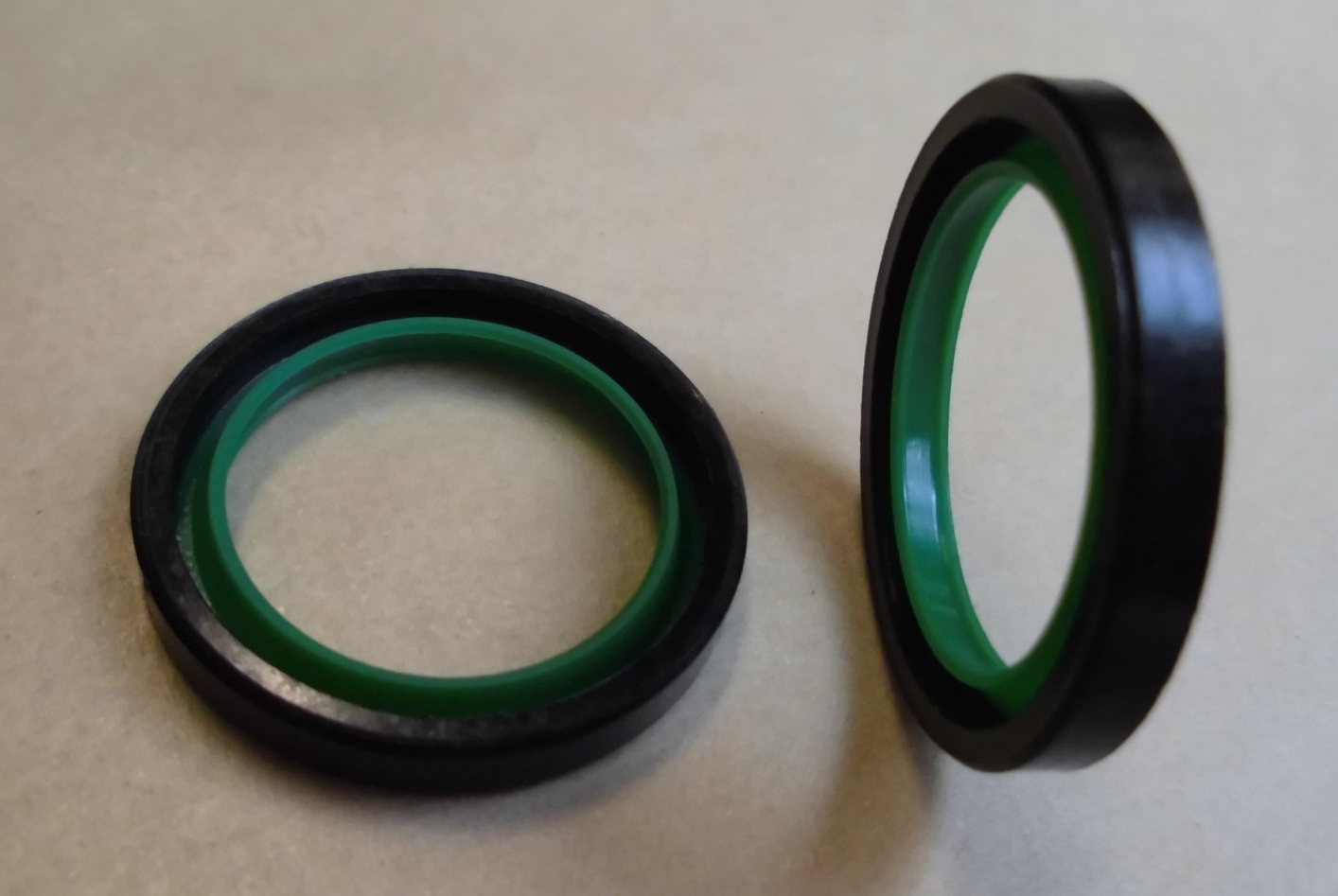 INA-DICHTRING  17X23X3 MM
